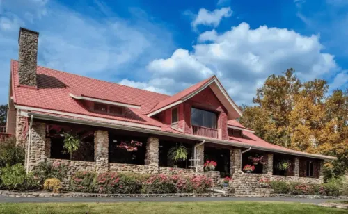 Hilltop Manor Bed and Breakfast